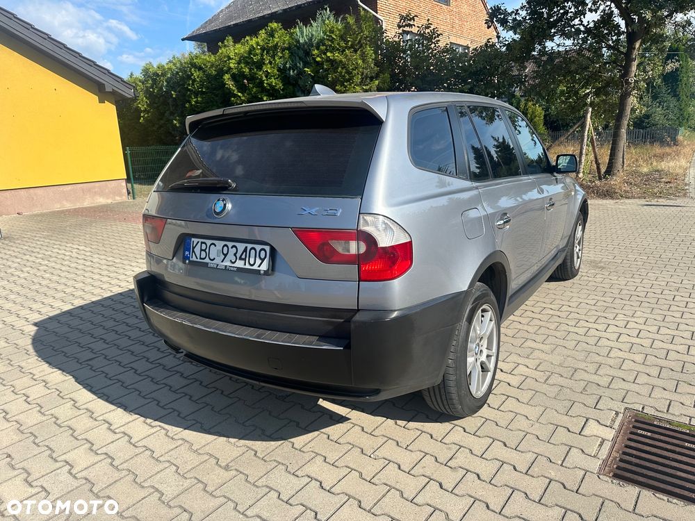 BMW X3 2.0d - 11