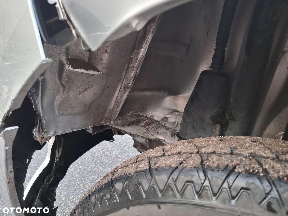 Citroën DS4 HDi 115 SoChic - 16