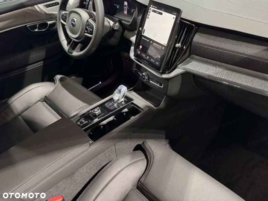 Volvo XC 90 - 6