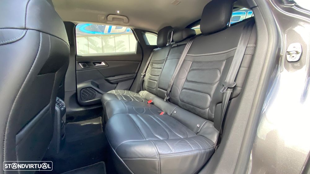 Citroën C5 X 1.6 Hybrid Shine e-EAT8 - 23