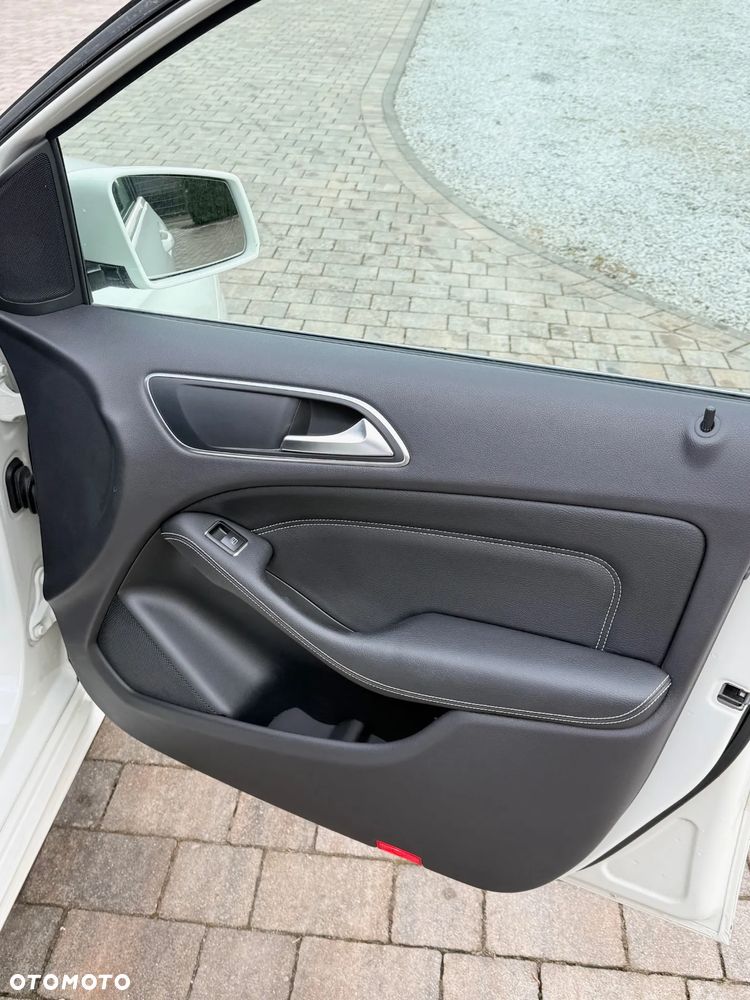 Mercedes-Benz Klasa B 180 CDI BlueEFFICIENCY Edition 1 - 15