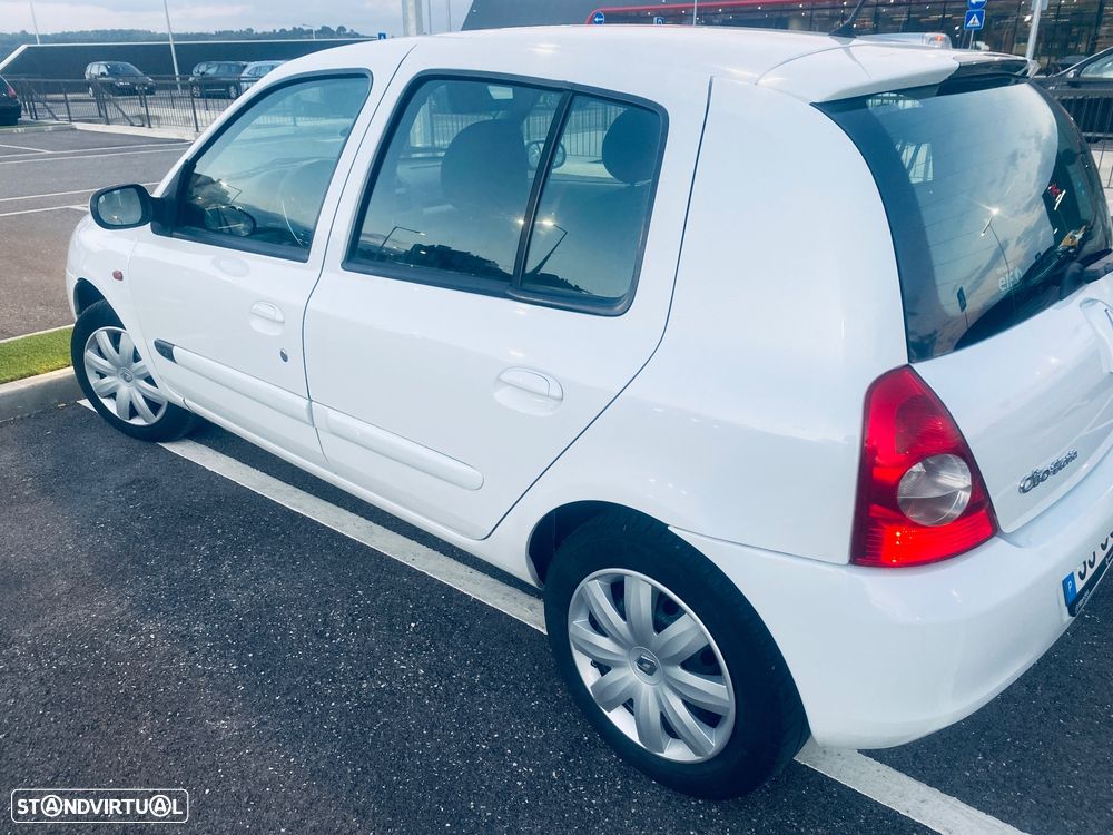 Renault Clio 1.2 16V SE Storia - 4