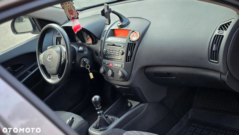 Kia Ceed 1.6 Crdi Comfort - 9