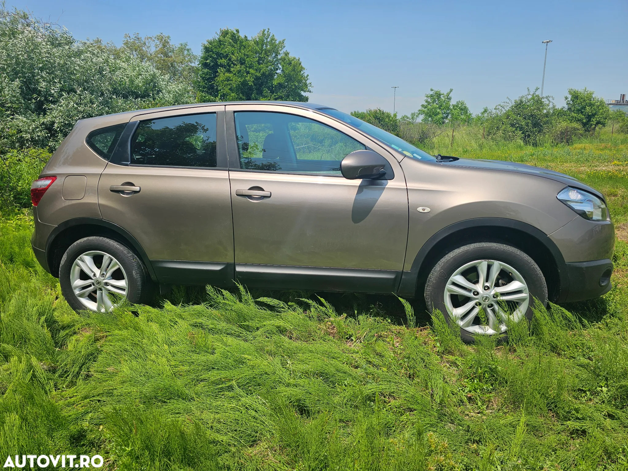 Nissan Qashqai 1.5 DCI N-Connecta - 10