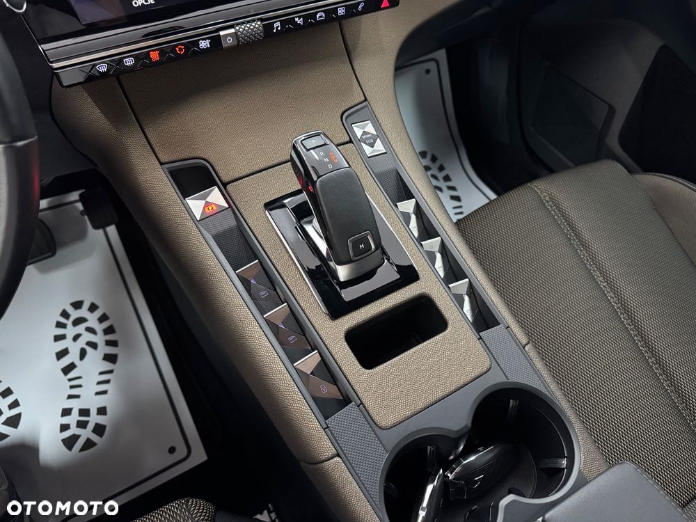 DS Automobiles DS 7 Crossback 1.5 BlueHDi Bastille - 23