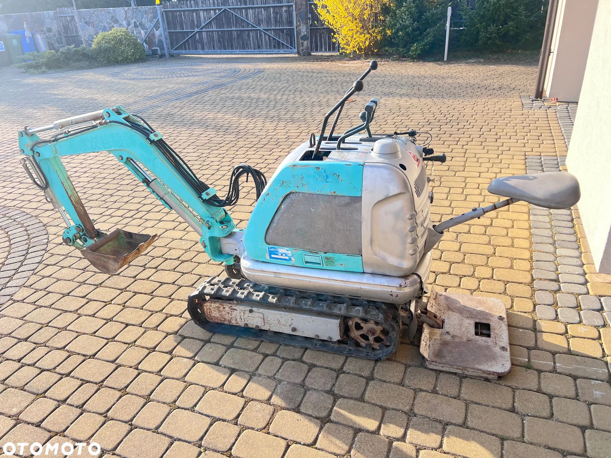 Kobelco - 1