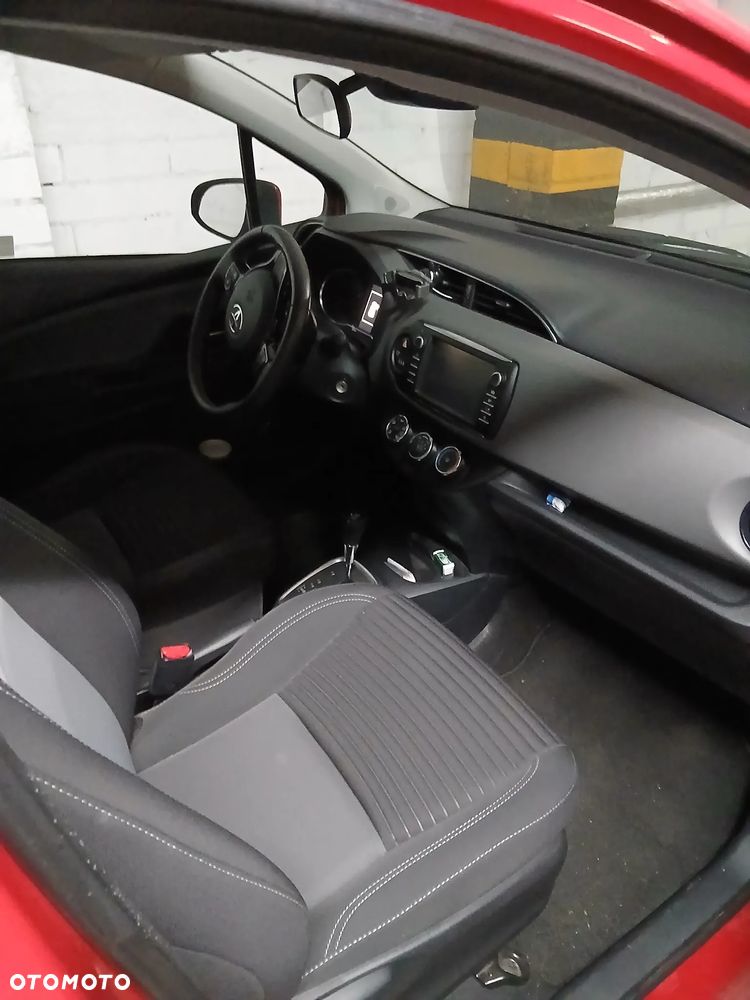 Toyota Yaris 1.5 Premium CVT - 7