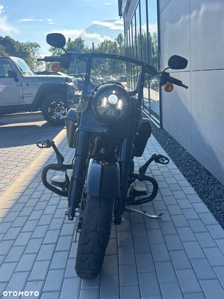Harley-Davidson Touring Road King - 9