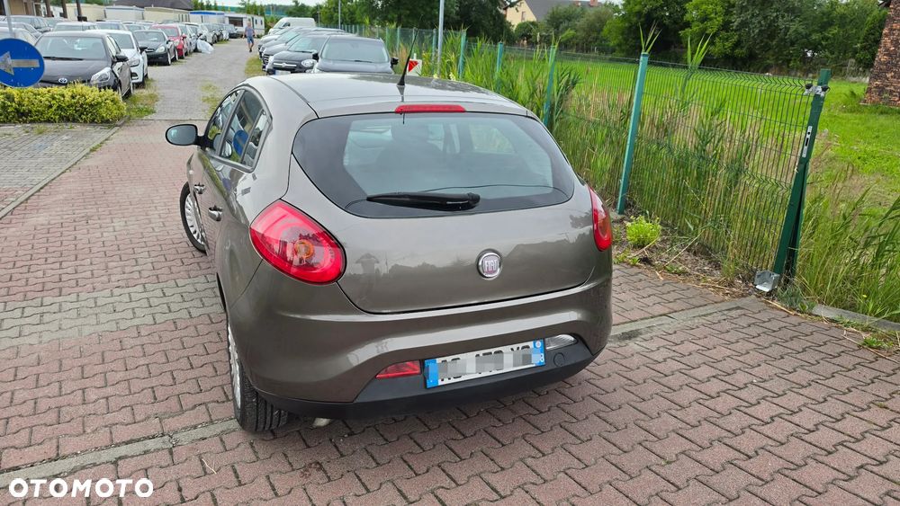 Fiat Bravo 1.4 16V Dynamic Euro5 - 23