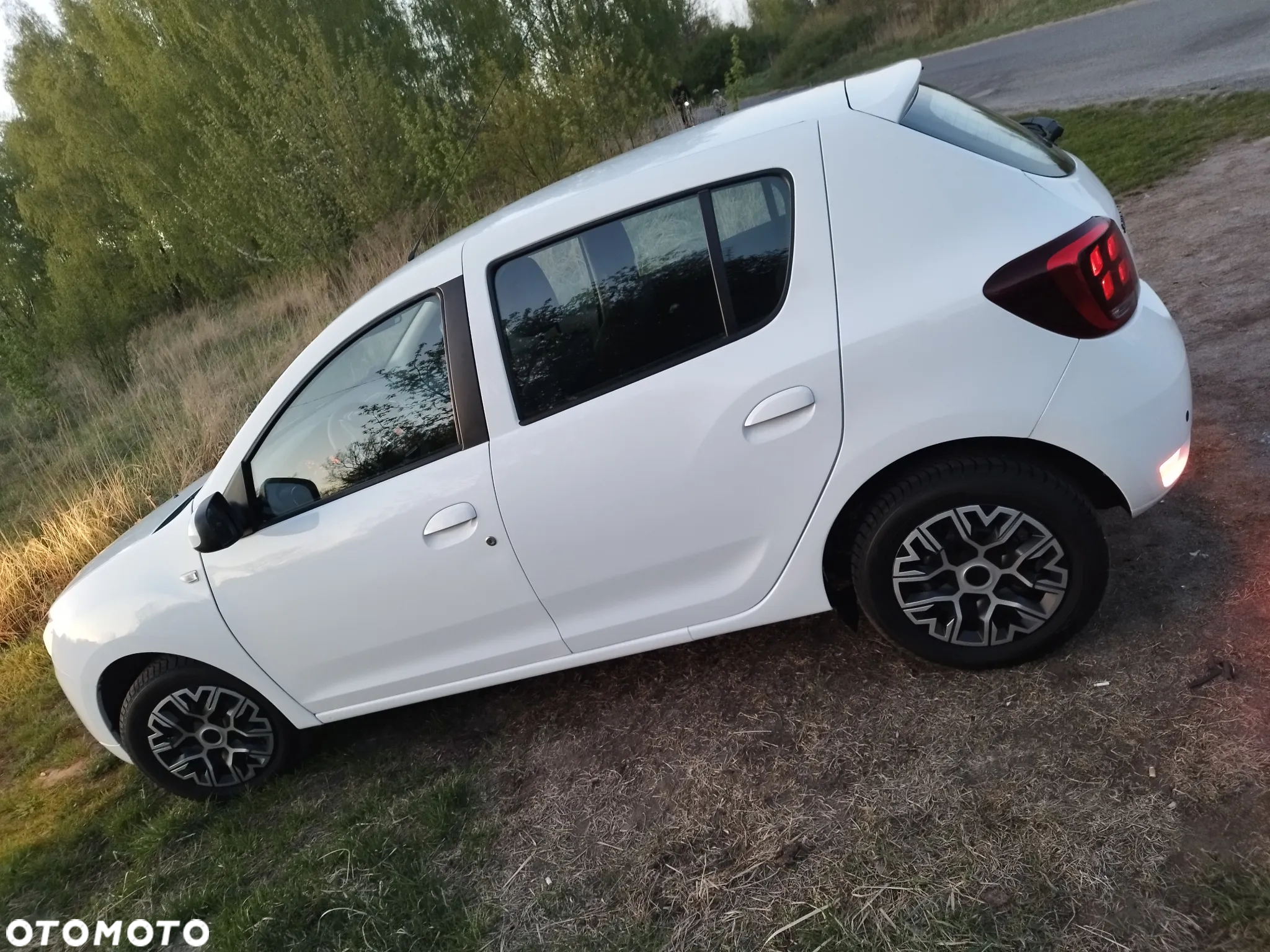 Dacia Sandero - 6