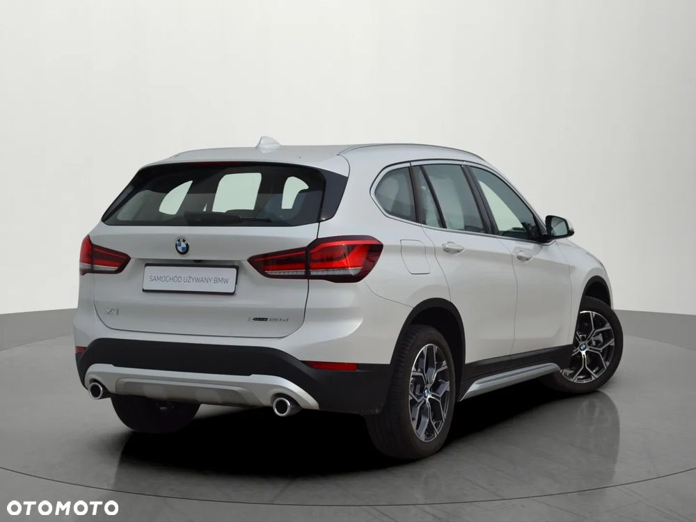 BMW X1 xDrive20d xLine sport - 4