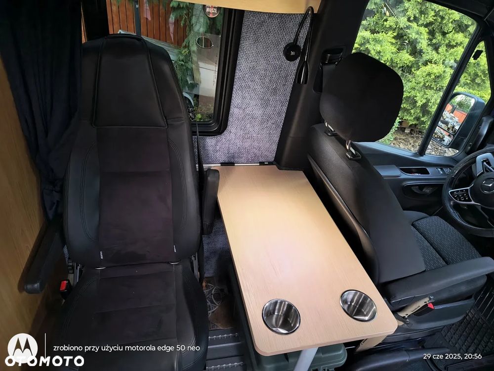 Mercedes-Benz Sprinter - 8
