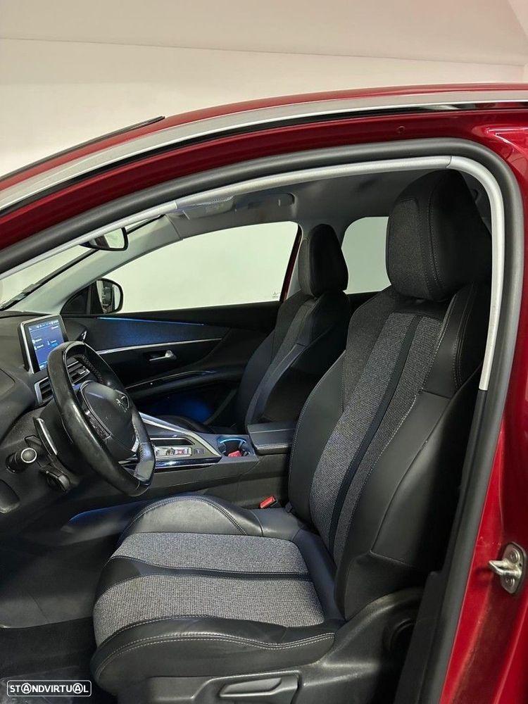 Peugeot 3008 1.2 PureTech Allure EAT6 - 10