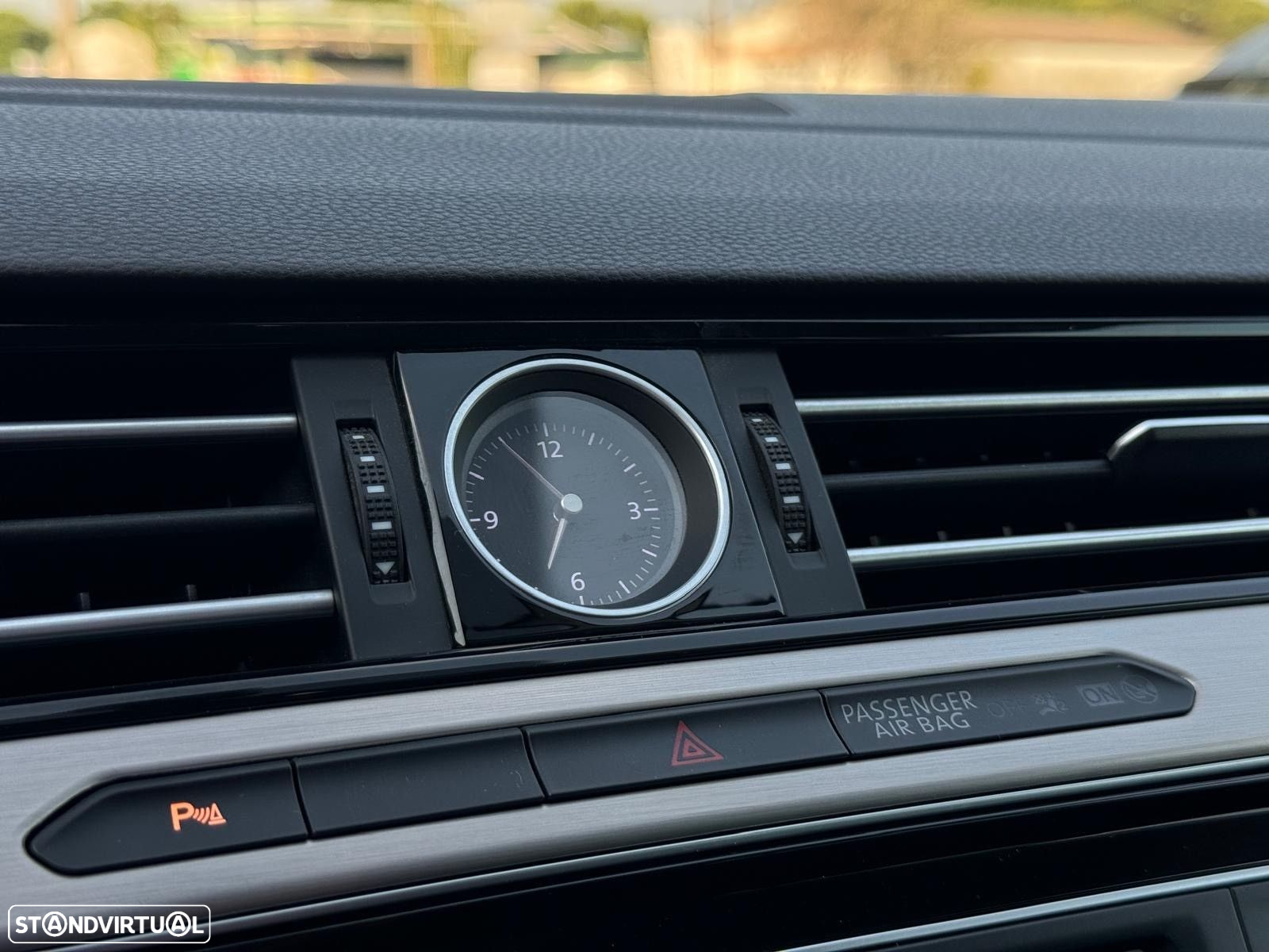 VW Passat Variant 2.0 TDi Highline - 22