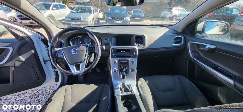 Volvo V60 - 13