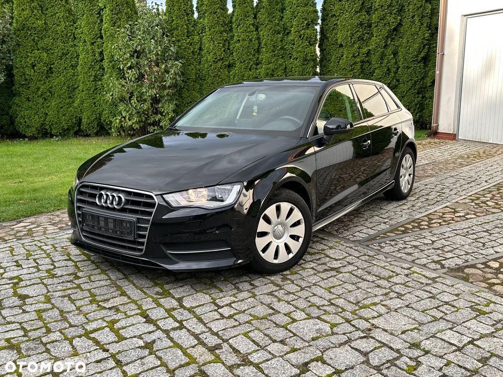 Audi A3 Sportback 1.6 TDI ultra Attraction - 4