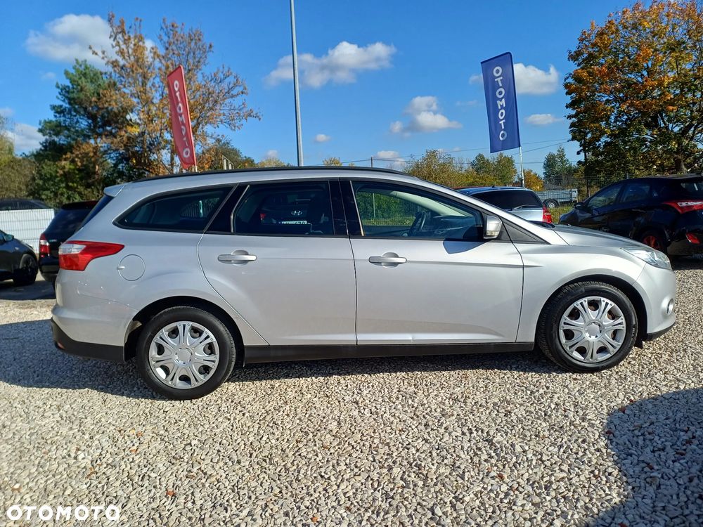 Ford Focus - 8