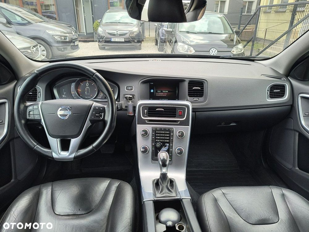 Volvo S60 D2 Drive-E Momentum - 8