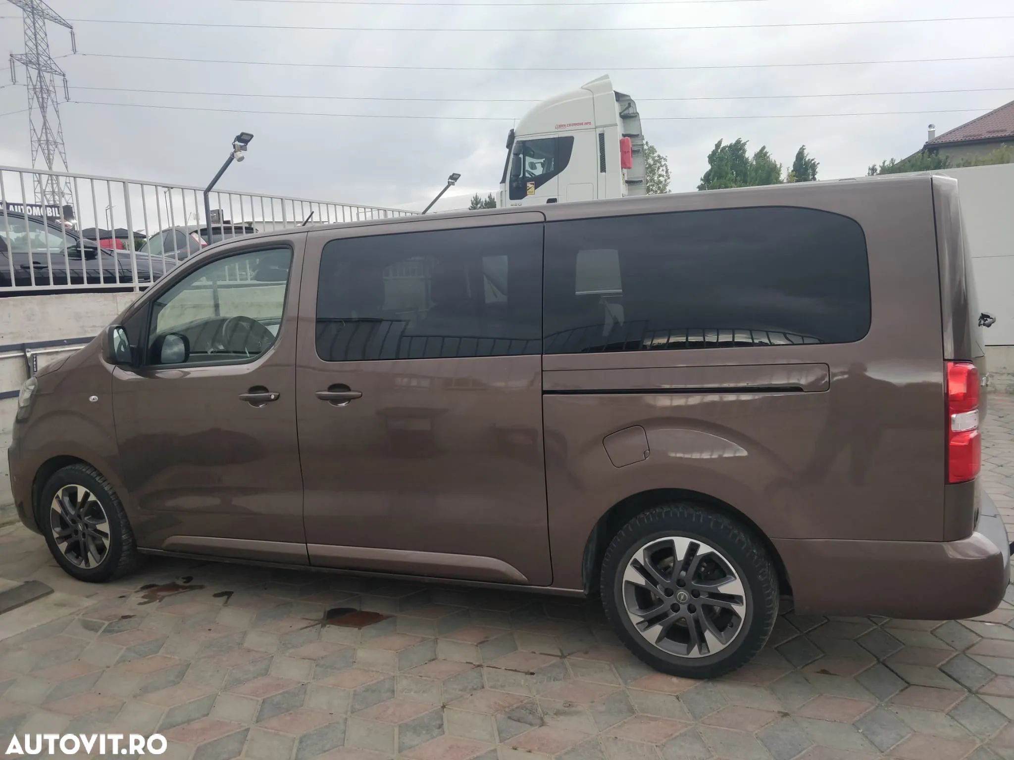 Opel Zafira - 1