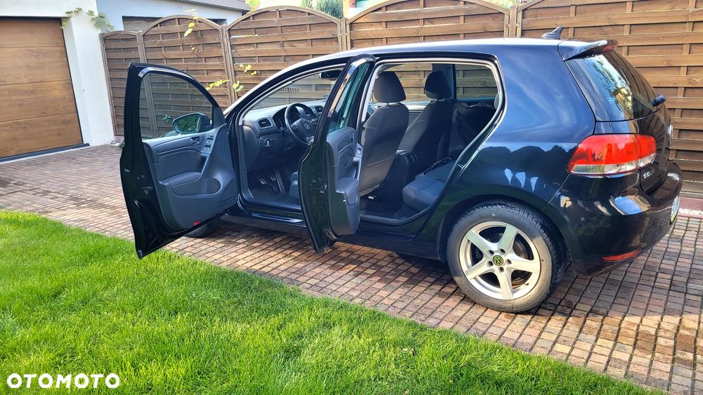 Volkswagen Golf - 5