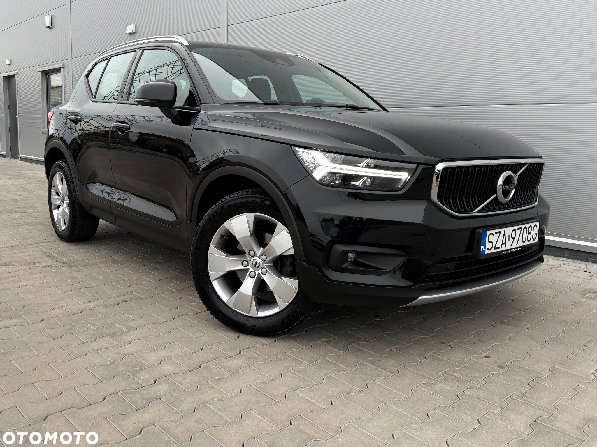 Volvo XC 40 T3 Geartronic Momentum Pro - 5