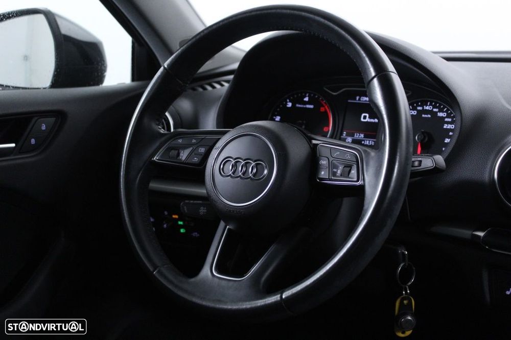 Audi A3 Sportback 1.6 TDI - 16
