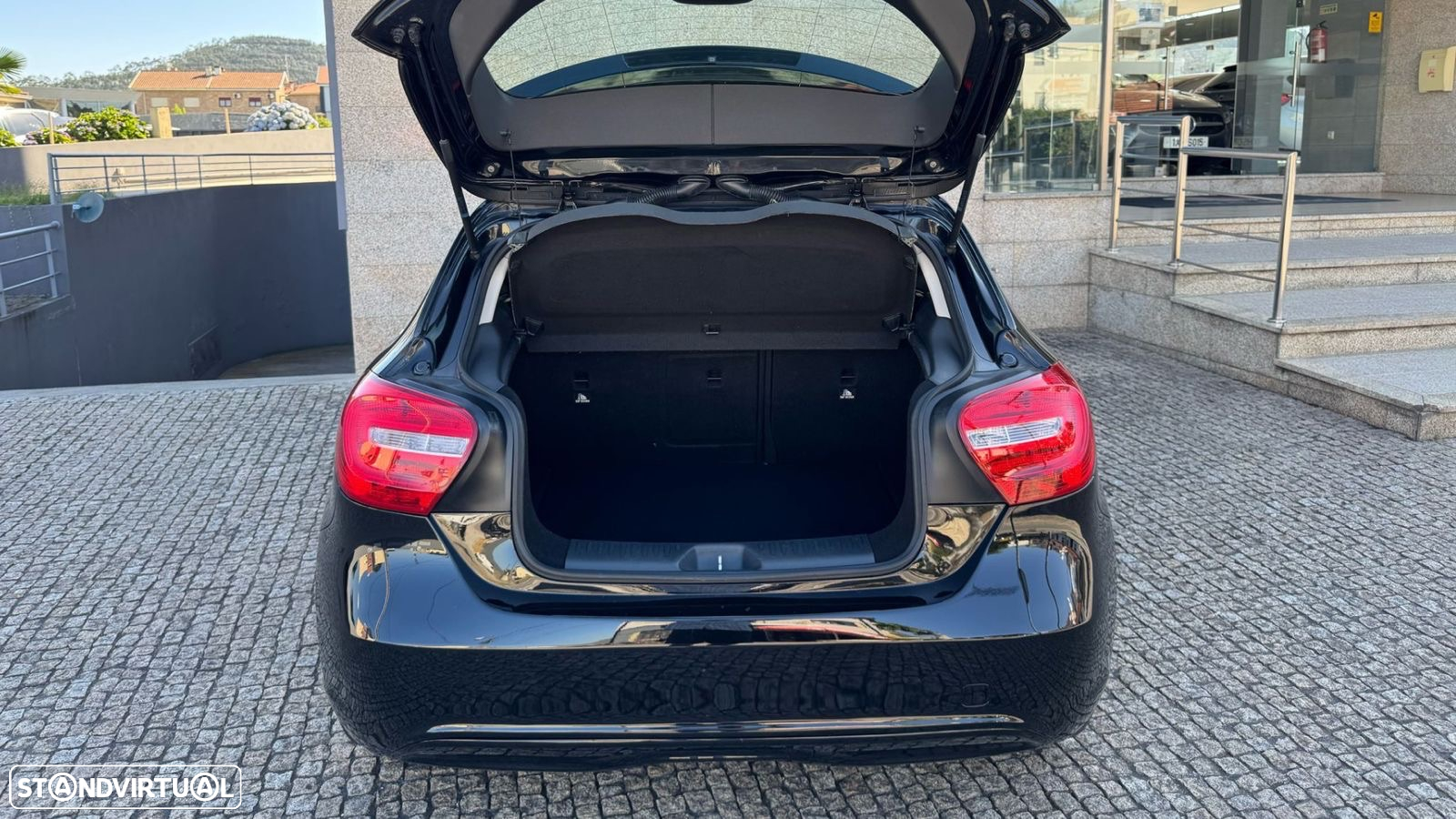 Mercedes-Benz A 180 CDI (BlueEFFICIENCY) - 9