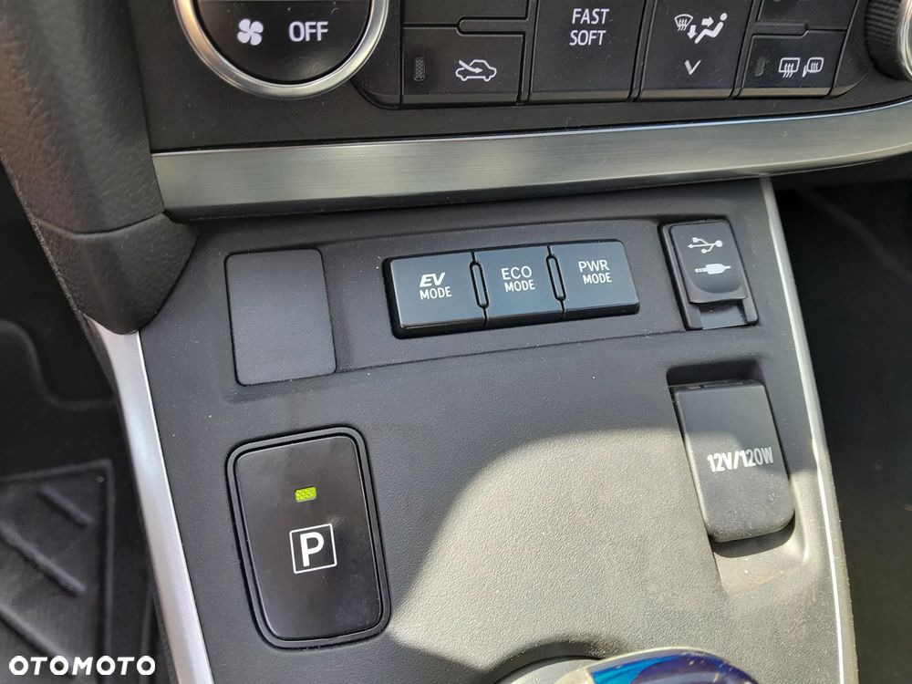 Toyota Auris - 15