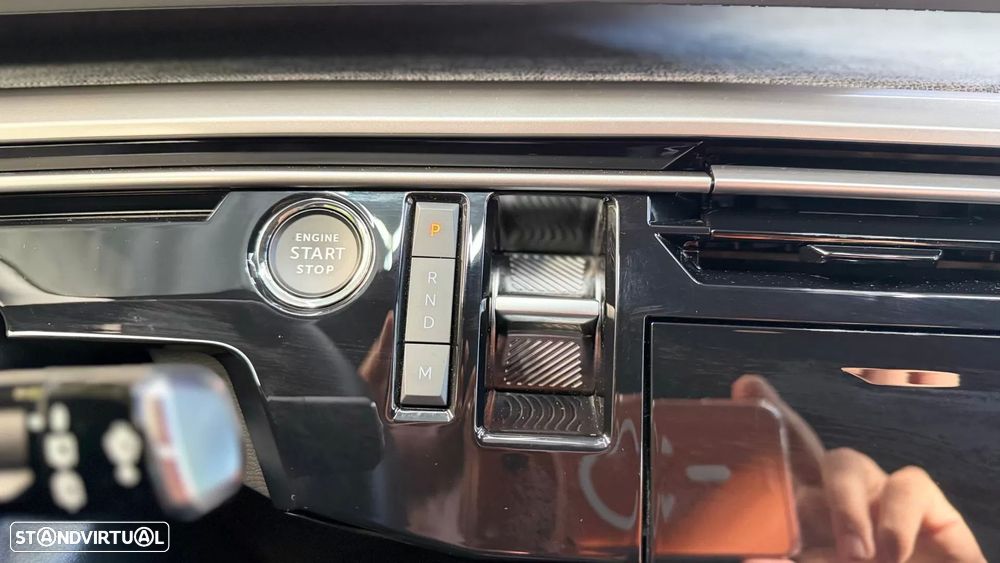 Peugeot 5008 1.2 Hybrid Allure e-DCS6 - 24