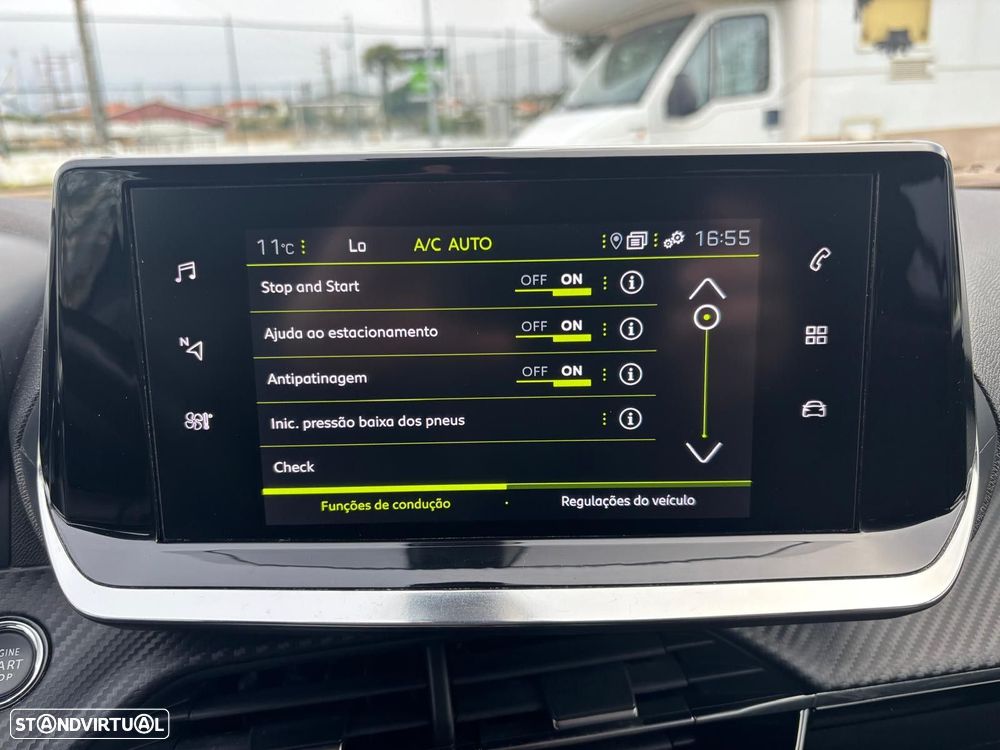 Peugeot 2008 1.5 BlueHDi Allure Pack - 41