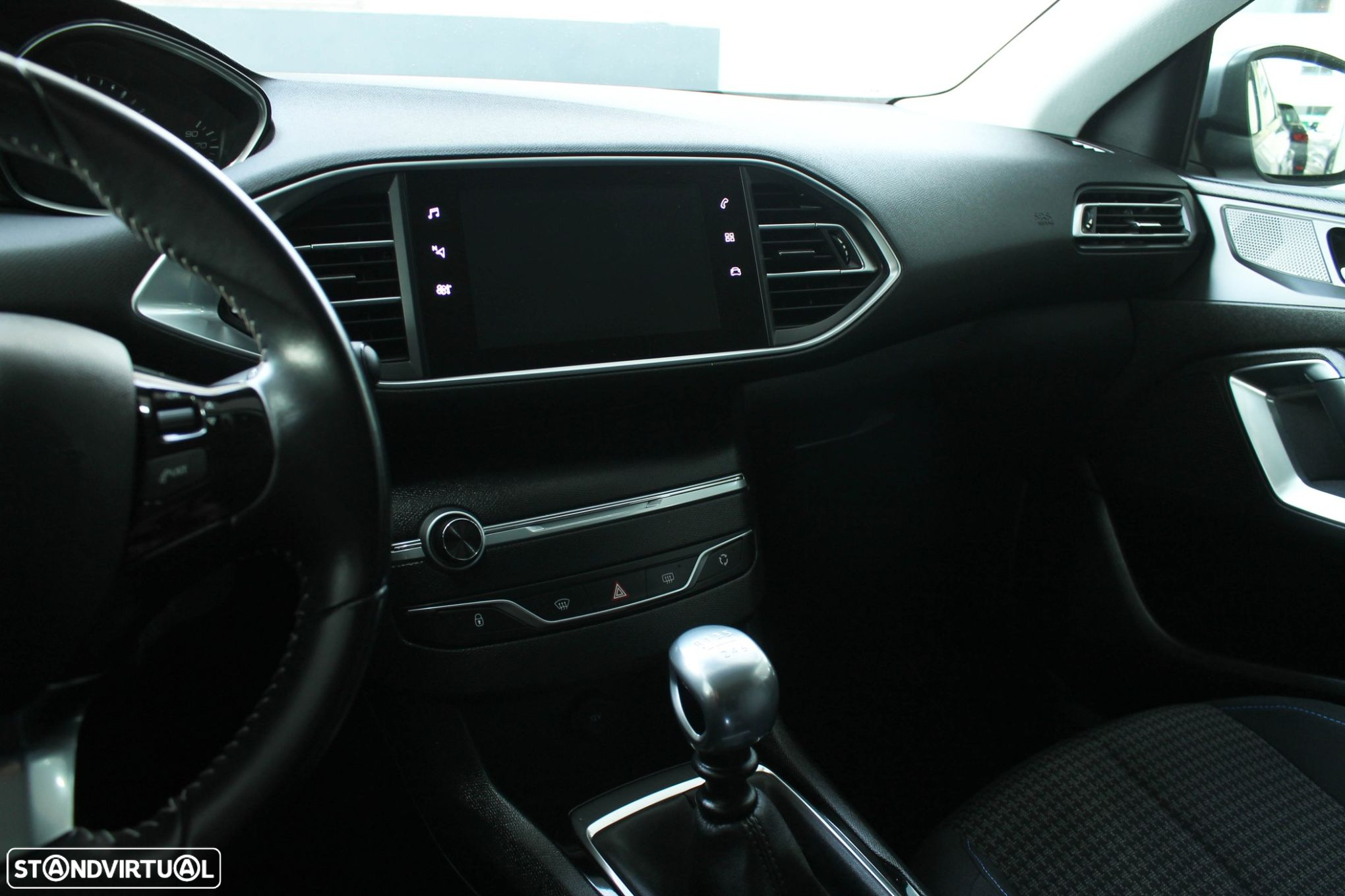 Peugeot 308 SW 1.5 BlueHDi Style - 22