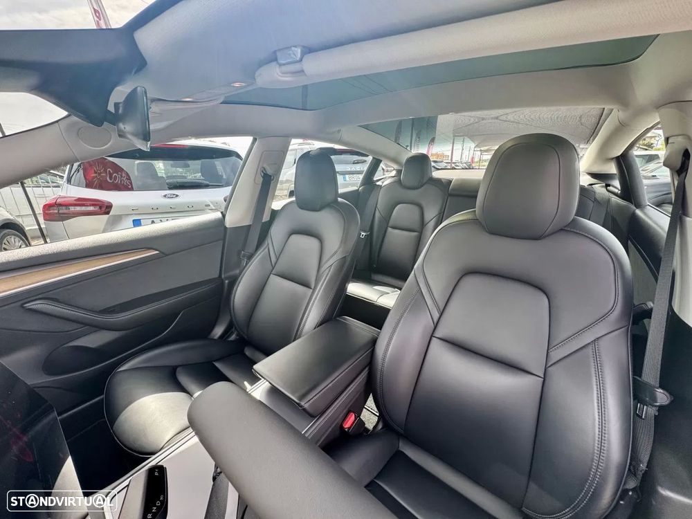 Tesla Model 3 Standard Range Plus RWD - 11