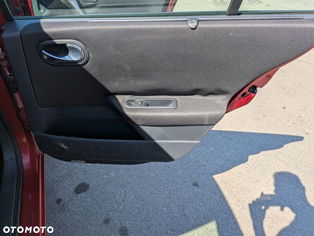 Renault Megane 1.6 Authentique - 15