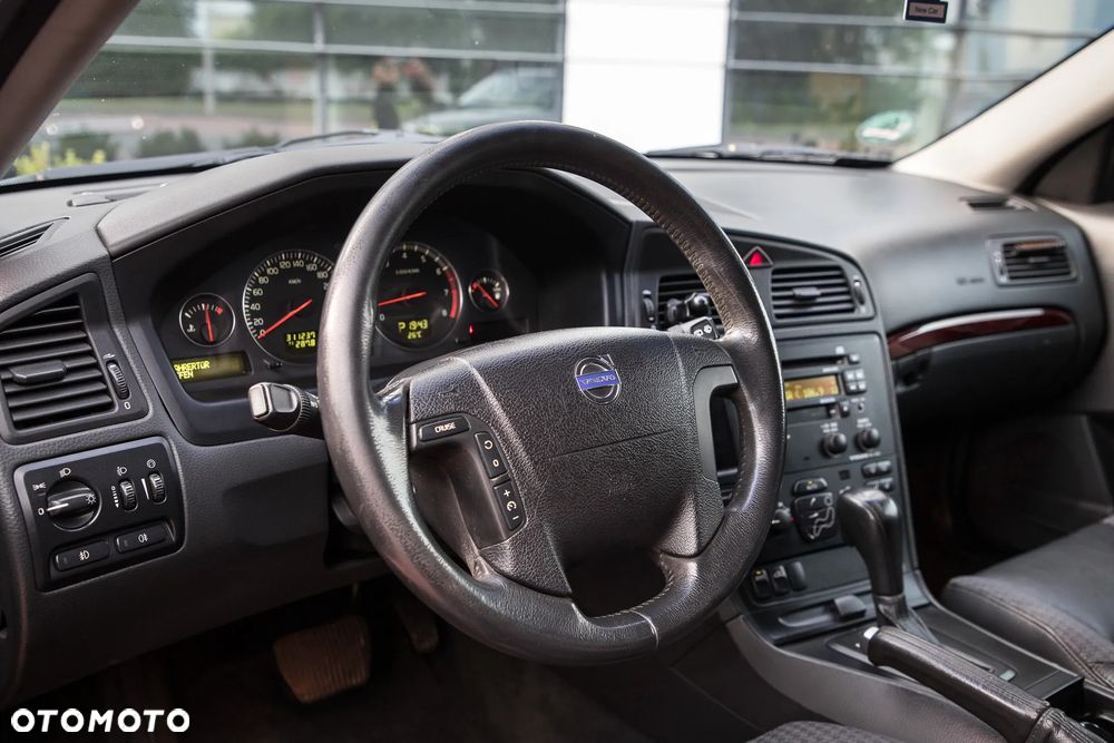 Volvo V70 2.4 Summum - 11