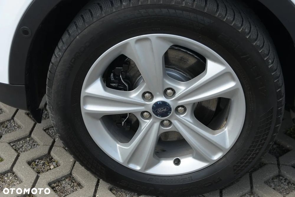 Ford Kuga 2.0 TDCi 4WD Titanium Plus - 36