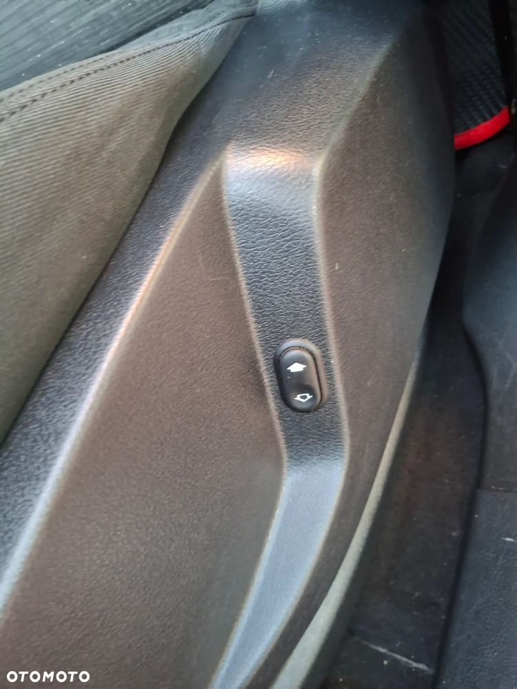 Ford Galaxy 2.0 T Platinium X (Titanium) - 35
