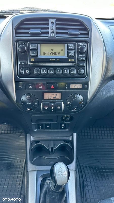 Toyota RAV4 2.0 VVT-i 4x4 - 24