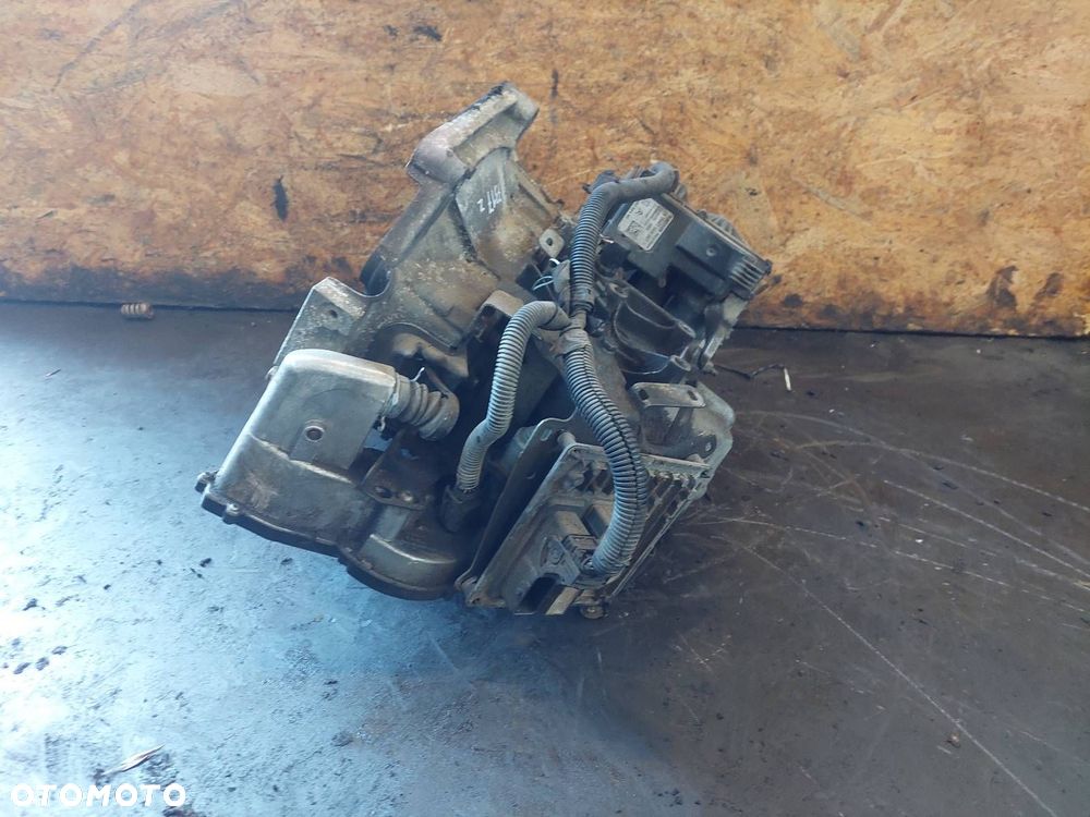 SKRZYNIA BIEGÓW + WYBIERAK SKRZYNI CITROEN C3 I 1.6 16V 20CP63 9649394480 - 2