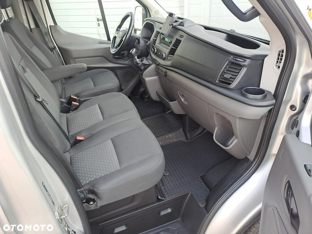 Ford Transit - 10