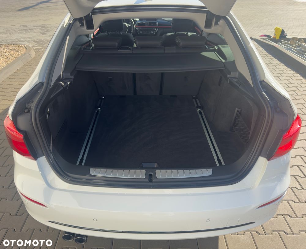 BMW 3GT 320d xDrive Sport-Aut Sport Line - 18