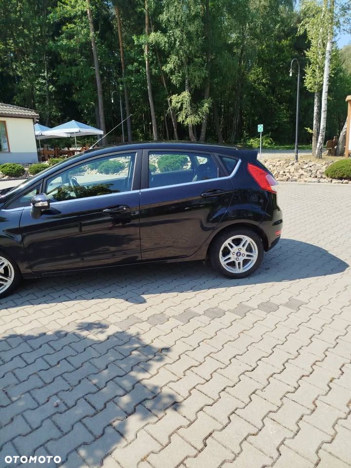 Ford Fiesta 1.0 EcoBoost Titanium - 9