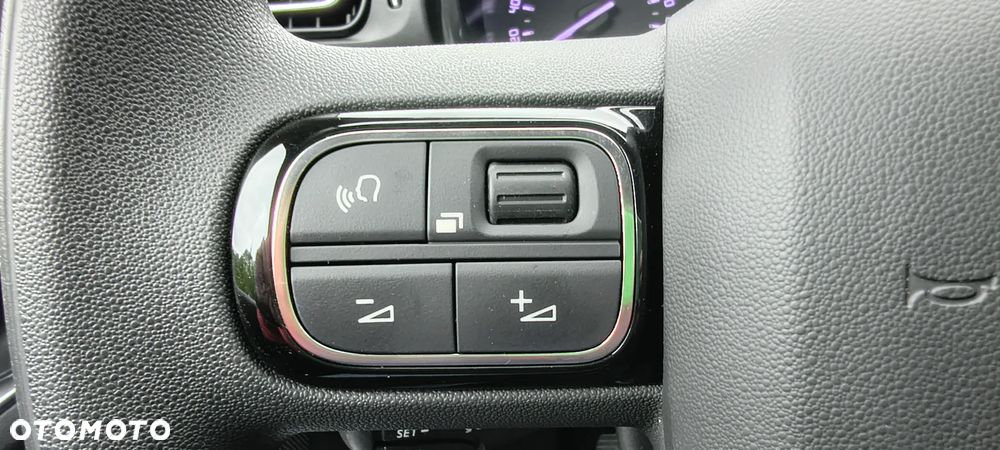 Citroën C3 1.2 PureTech Shine - 16