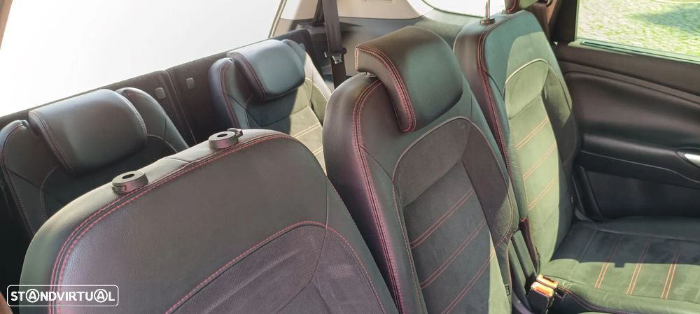 Ford S-Max 2.2 TDCi Titanium 7L - 7