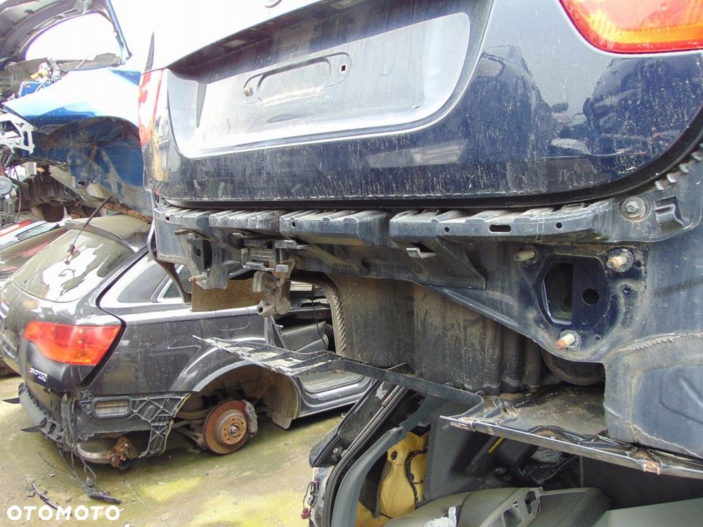 MOCOWANIE ZDERZAKA TYŁ TYLNIEGO BMW E91 LIFT - 1