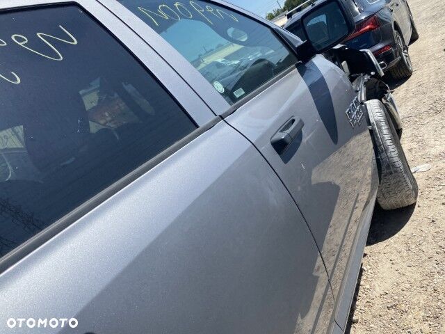 RAM 1500 5.7 Quad Cab Laramie - 5