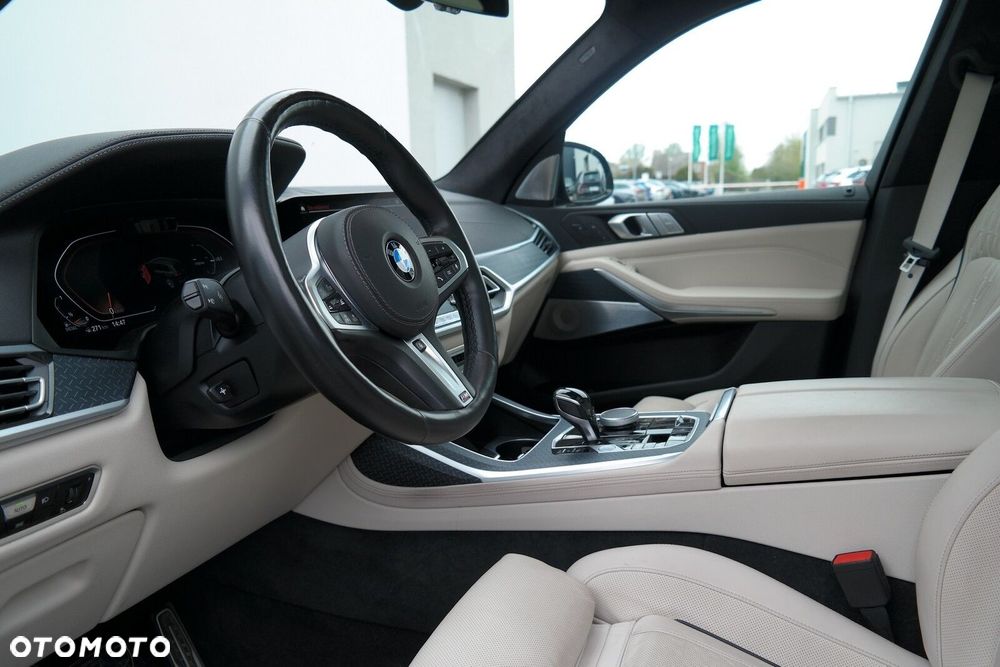 BMW X7 - 10
