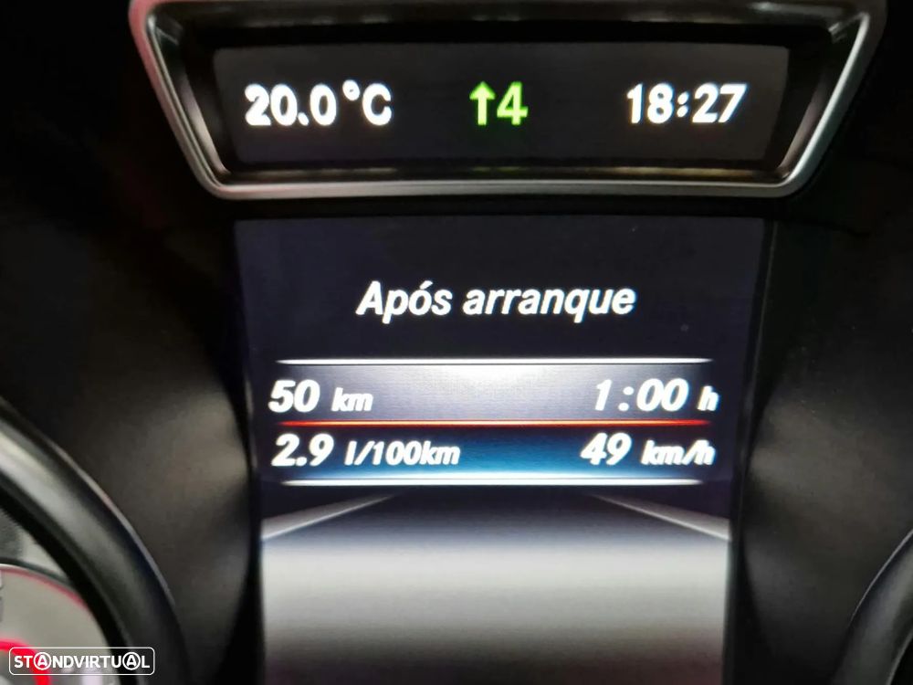 Mercedes-Benz GLA 180 - 8