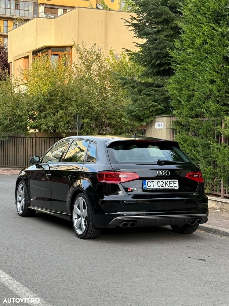 Audi S3 2.0 TFSI quattro Stronic - 4