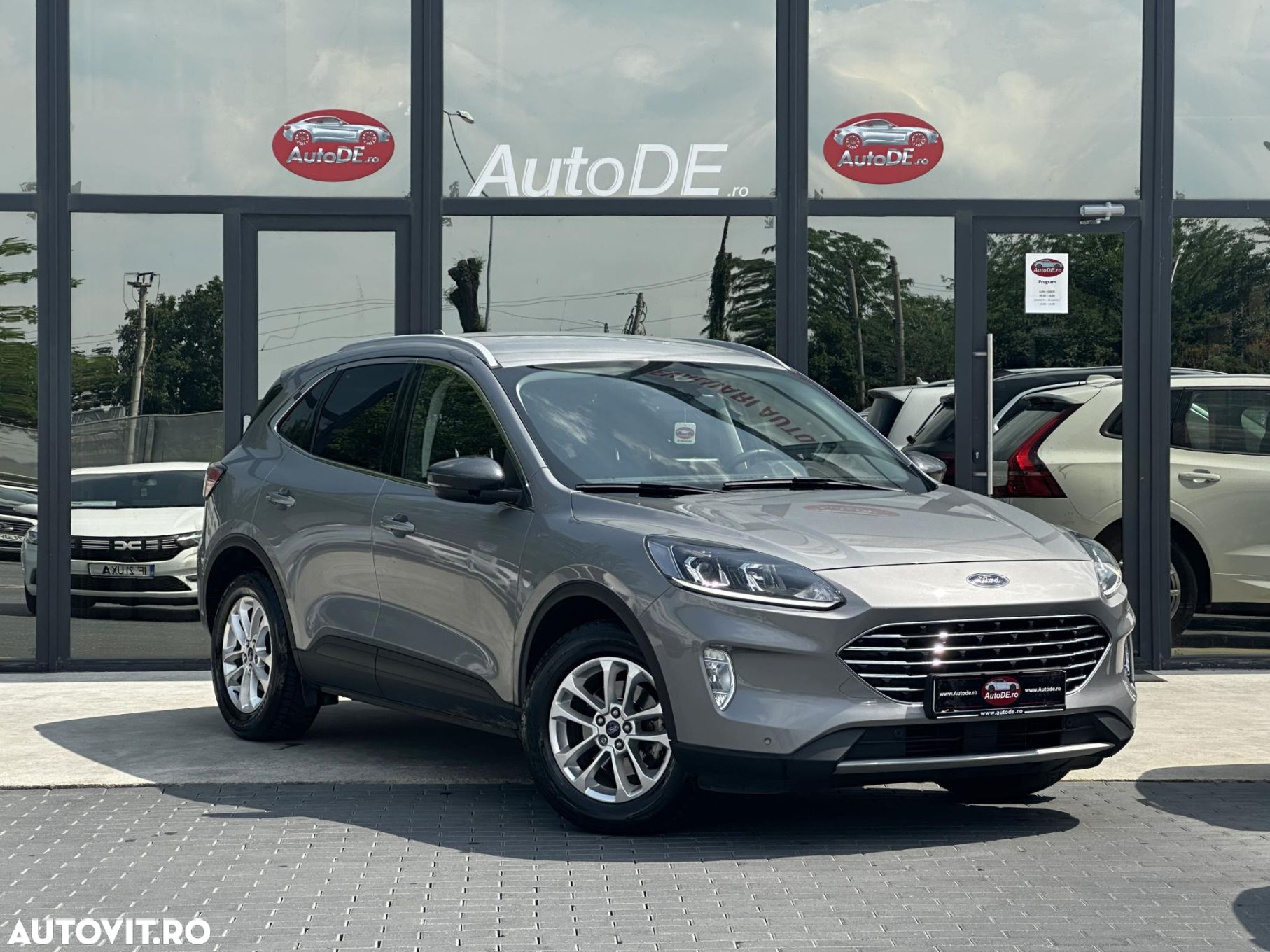 Ford Kuga - 2