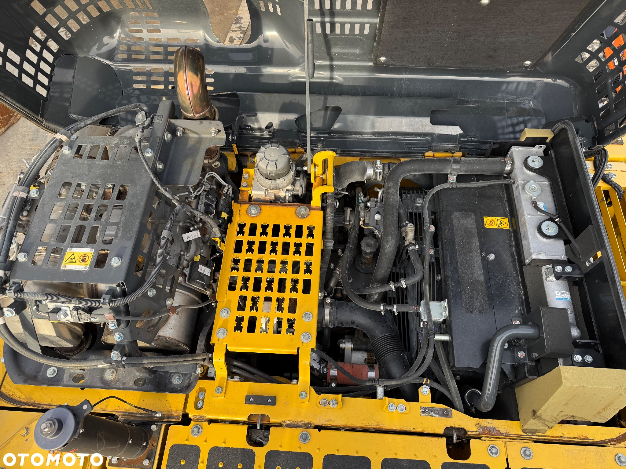 Komatsu PC210 LC-11 23 TONY - 27